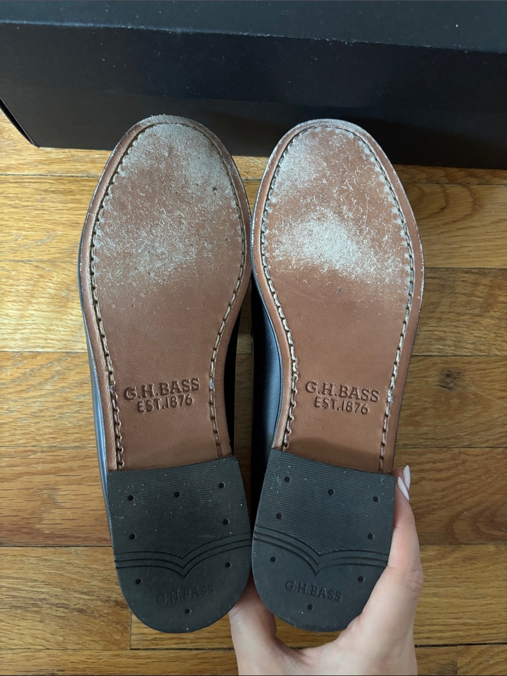 G.H. Bass Whitney Weejuns Loafers - Picture 7 of 7